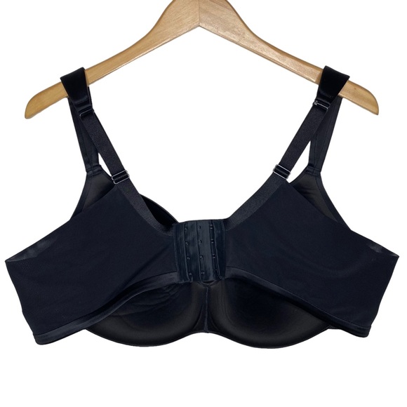 Cacique Lightly Padded Wireless Bra - Picture 2 of 6